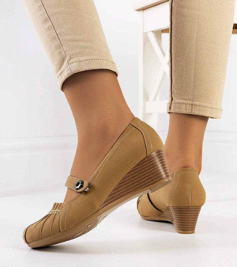 3-Béžové pomačkané lodičky Nita-3