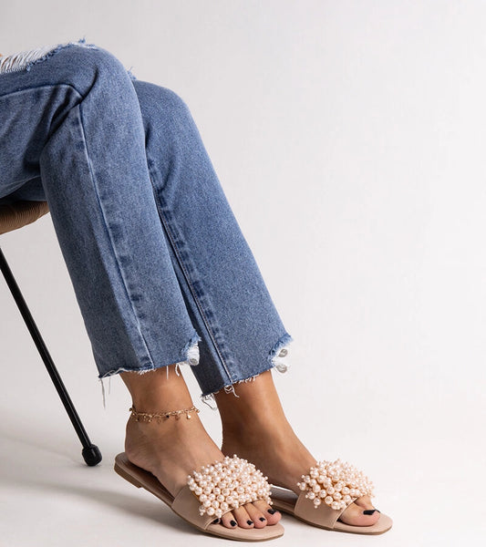 2-Bežové pantofle zdobené korálky Atiyene-2