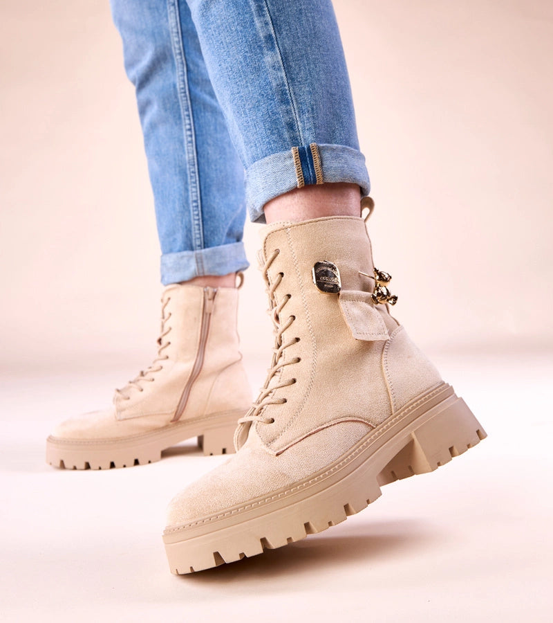 4-Béžové dámské trapery se zlatým medvídkem Messey-4