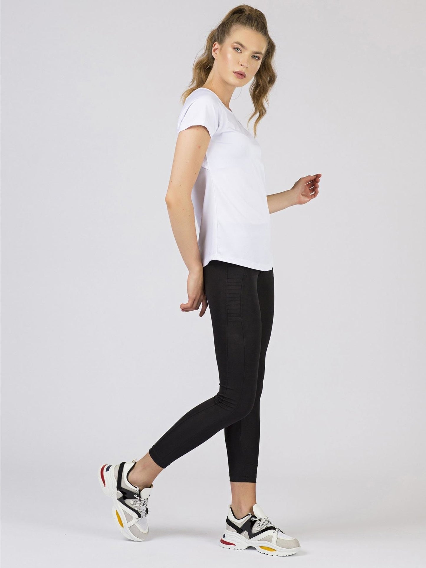 2016102238744-5-TOMMY LIFE-5