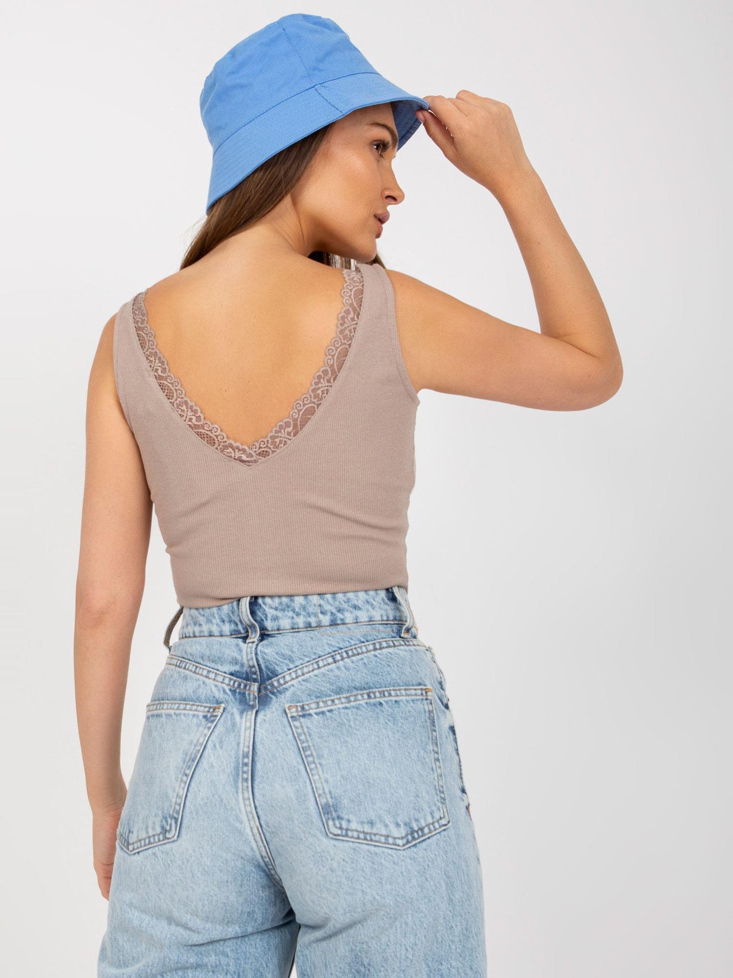 2016103239795-4-RUE PARIS-4