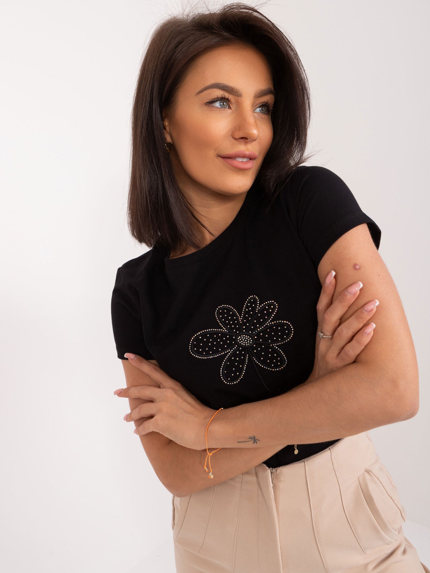 2016103529872-4-BASIC FEEL GOOD-4