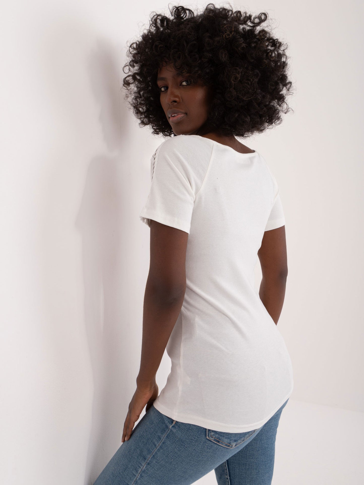 2016103506880-3-Ambitionfly-3