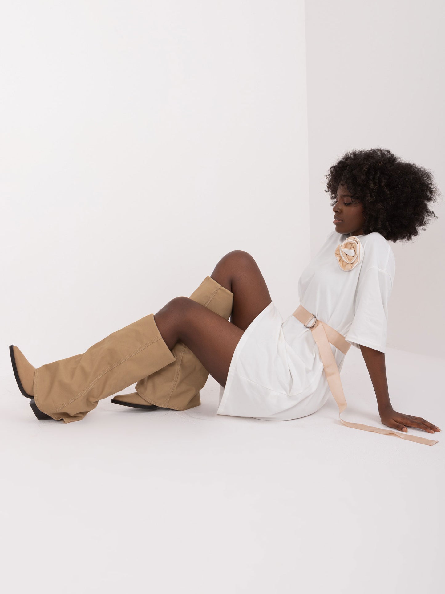 2016103512027-5-My Red Lips-5