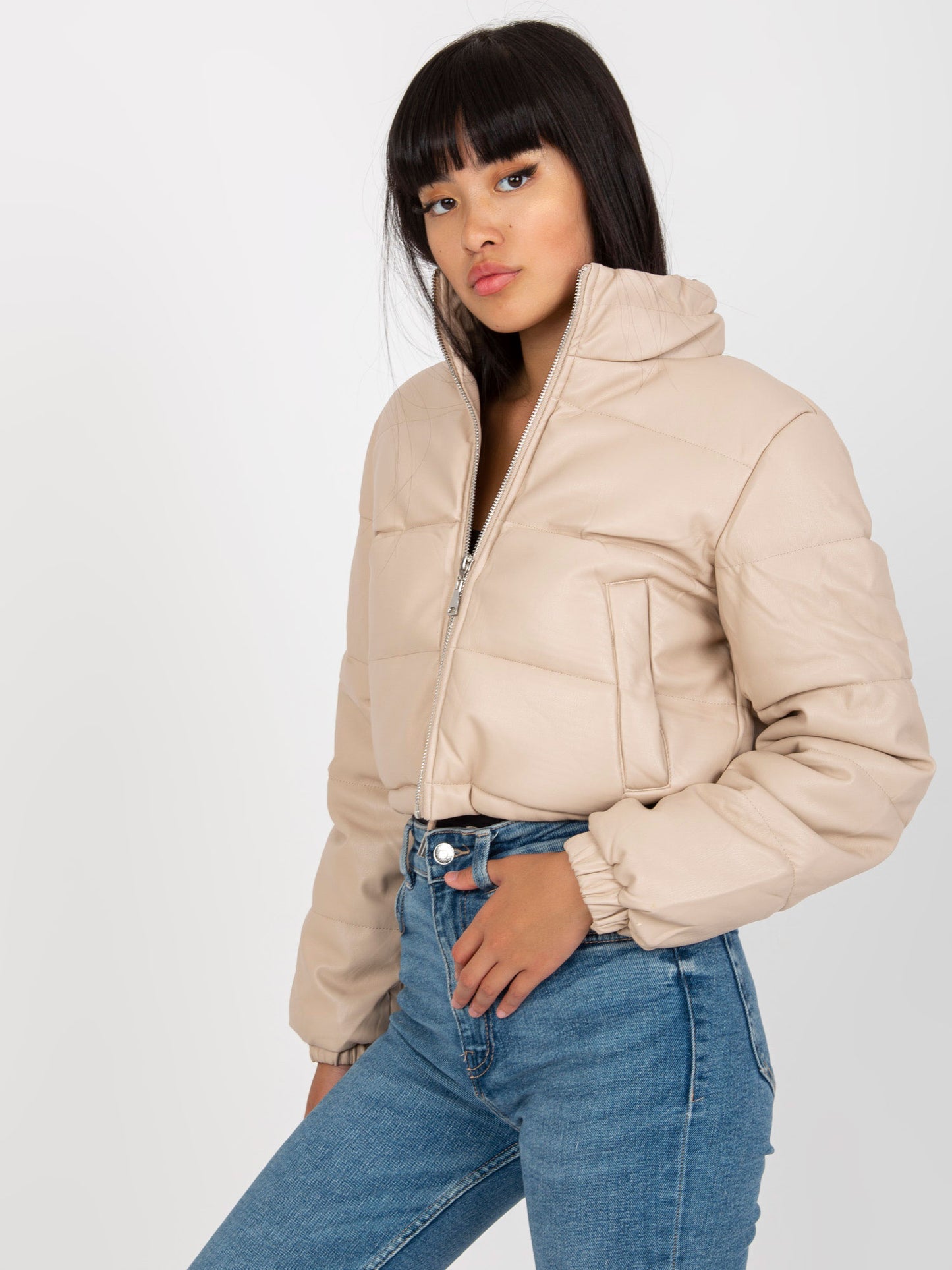 2016103264124-6-Honey Winter-6