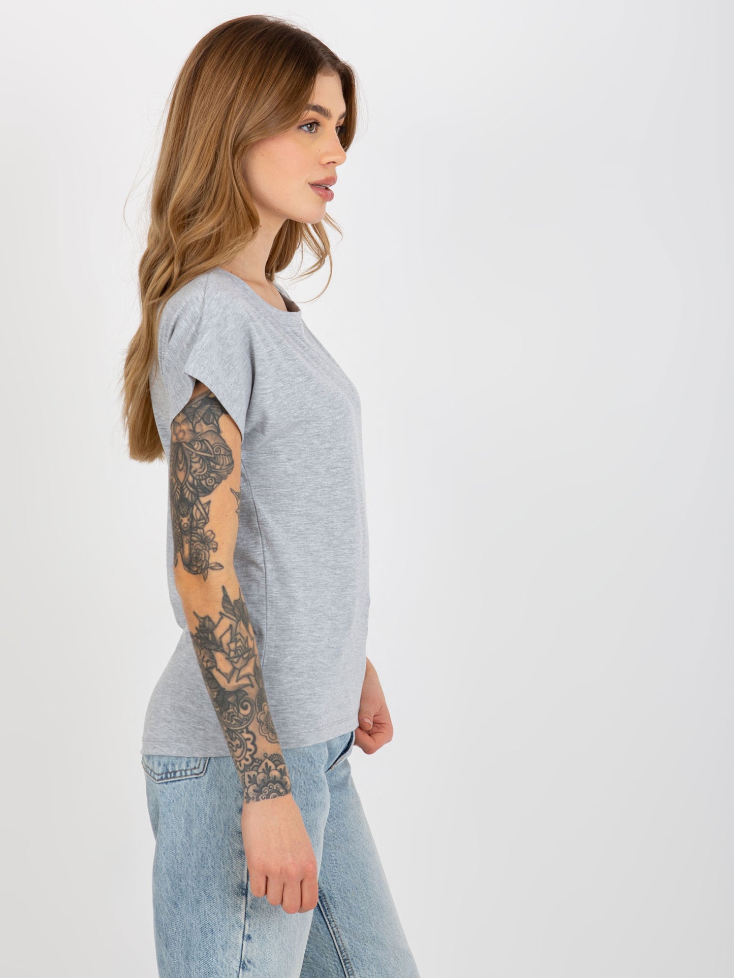 2016103325146-4-Vikki-4