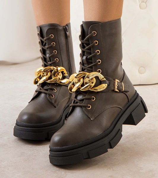 1-Zelení trapeři s řetězem Iversen-1