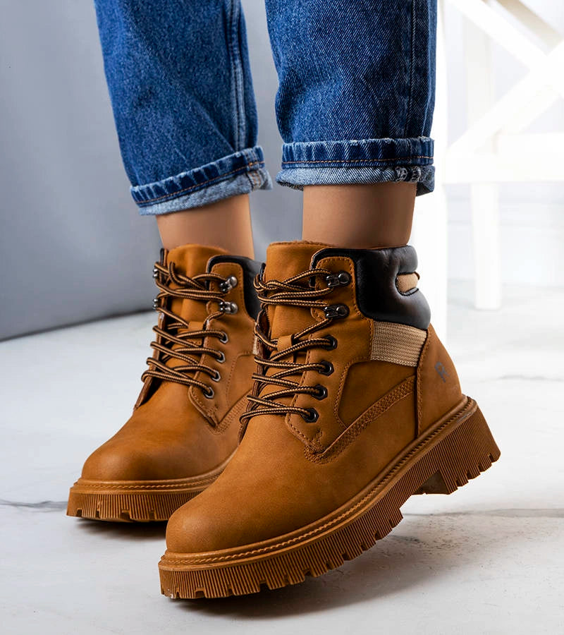 1-Hnědé zateplené traperské boty Nadel-1