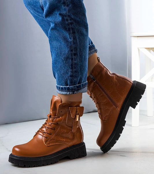 1-Hnědé zateplené traperské boty Coal-1