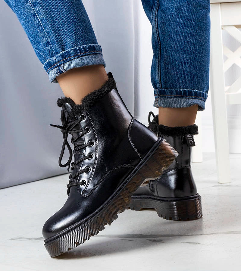 3-Černé zateplené trapery s kožešinou Martoli-3