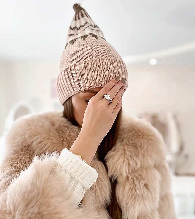 4-Černá čepice Abner-4