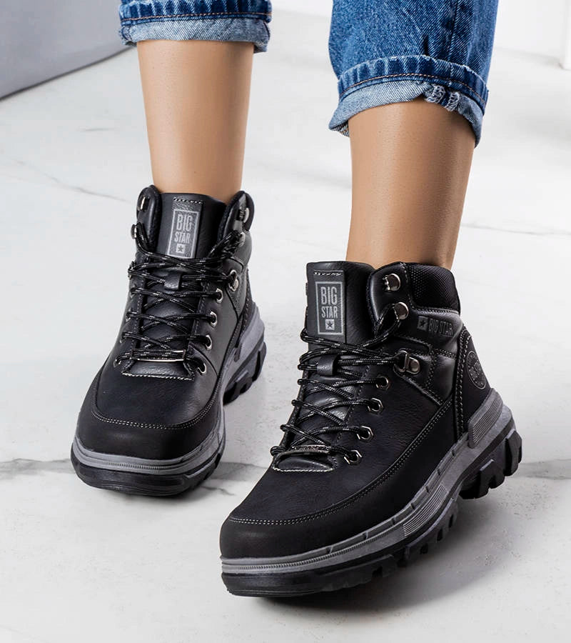 3-Black Big Star trapper KK274222-3