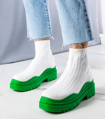 1-Bílé ponožkové boty se zelenou podrážkou od Cali-1