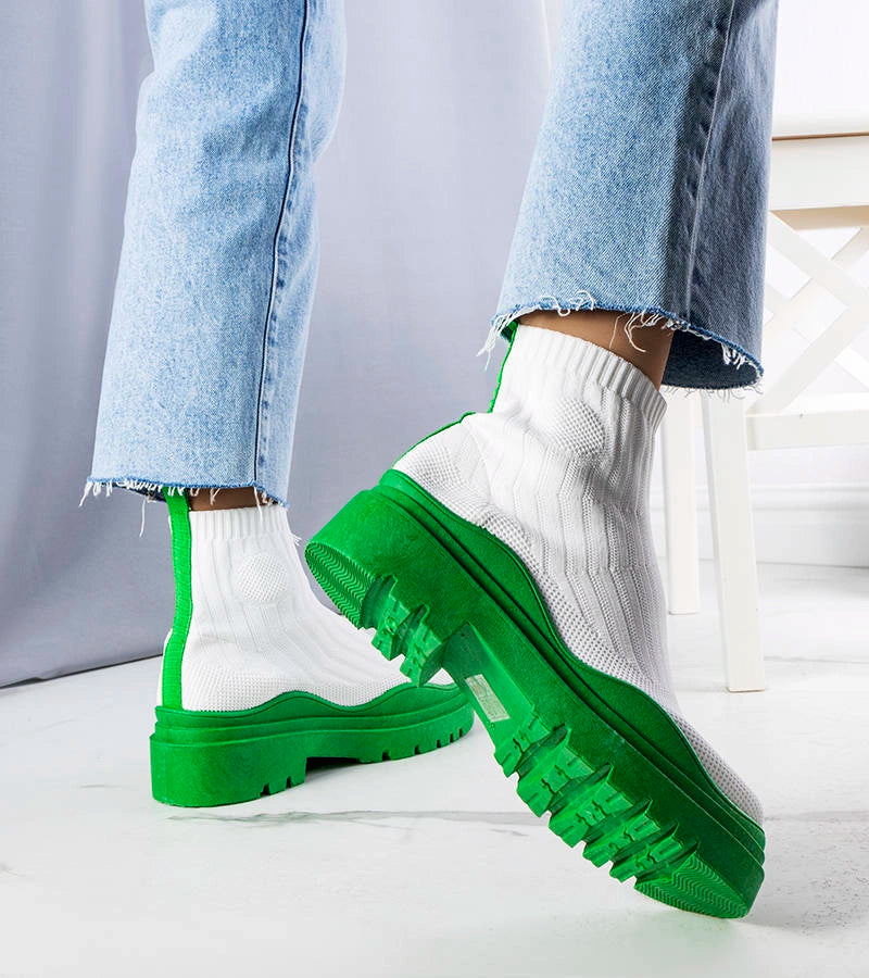 3-Bílé ponožkové boty se zelenou podrážkou od Cali-3