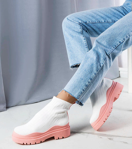 2-Bílé ponožkové boty s růžovou podrážkou od Cali-2