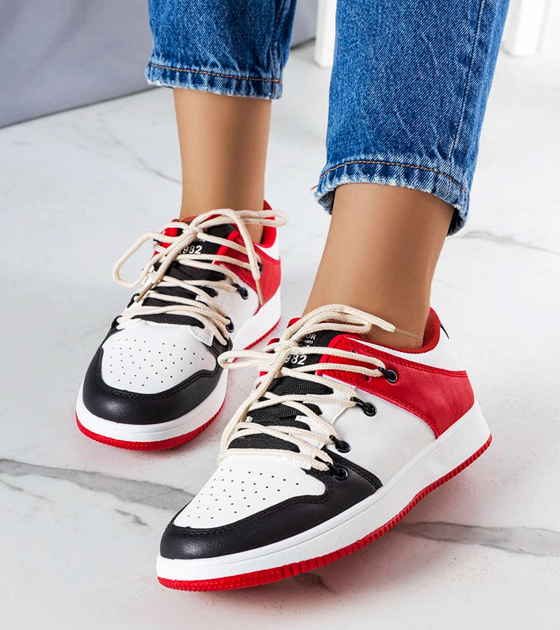 2-Černo-červené retro tenisky Shari-2