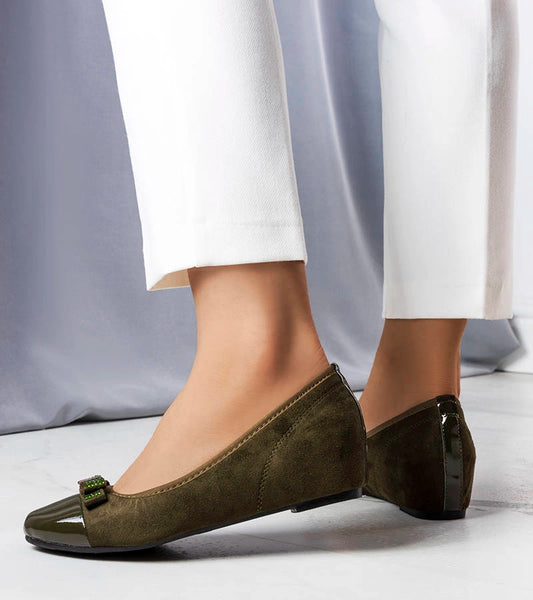 2-Zelené baleríny s krytými podpatky značky Cailot-2