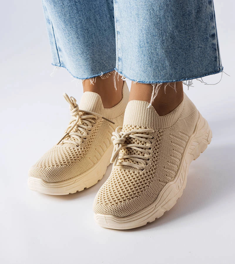 3-Béžové tenisky s elastickým svrškem od Gois-3