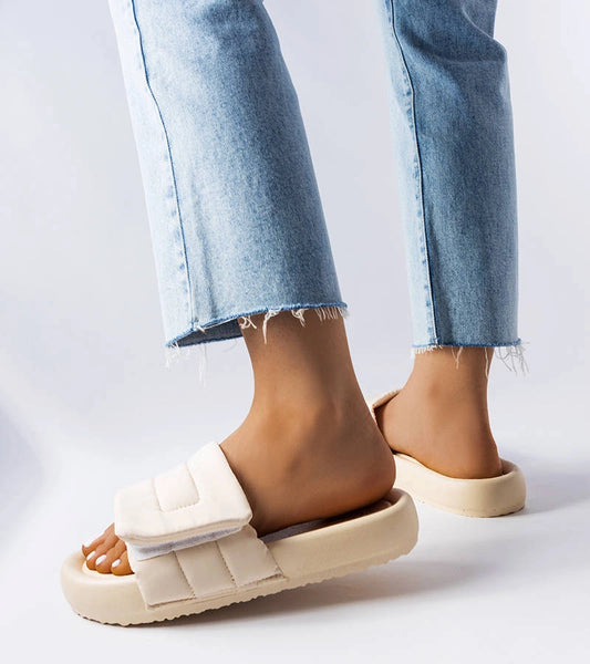 2-Béžové žabky se zapínáním na suchý zip Aleron-2