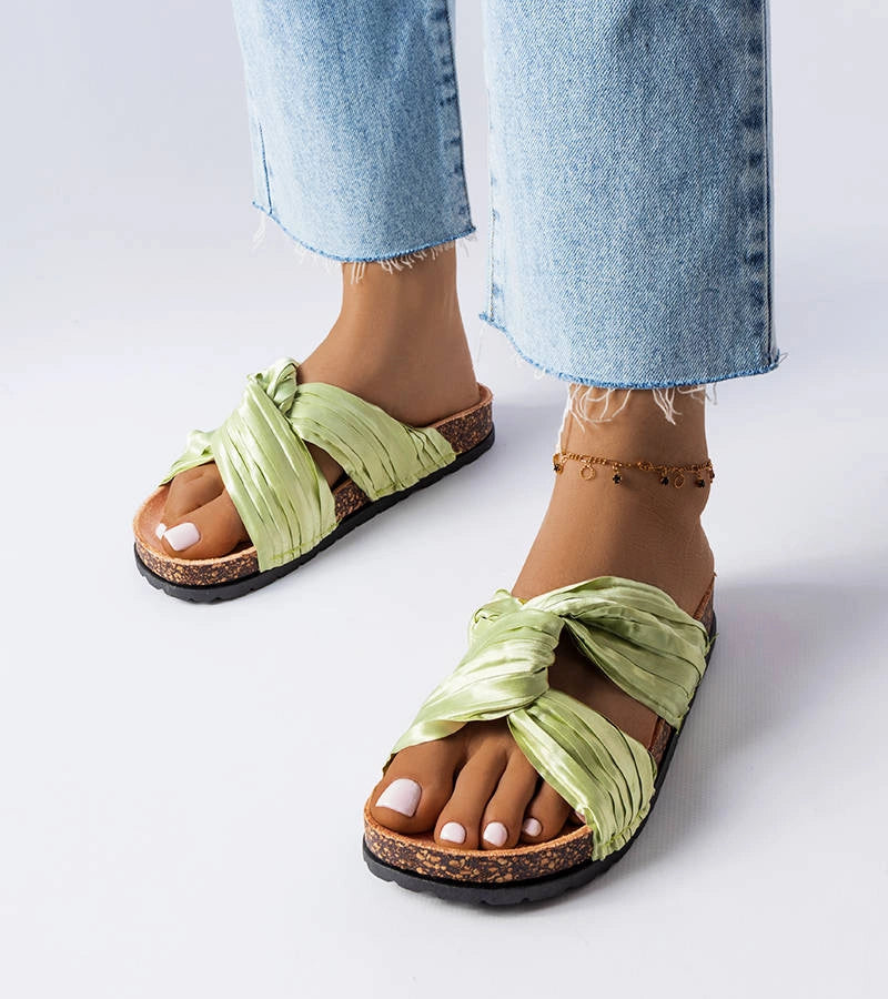 1-Zelené žabky zdobené látkou Fresne-1