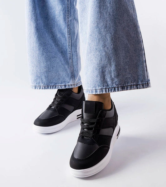 1-Černé tenisky CinqMars na podpatku-1