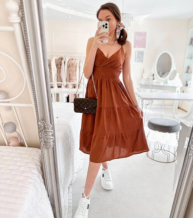 3-Hnědé rozšířené šaty od Yvon-3