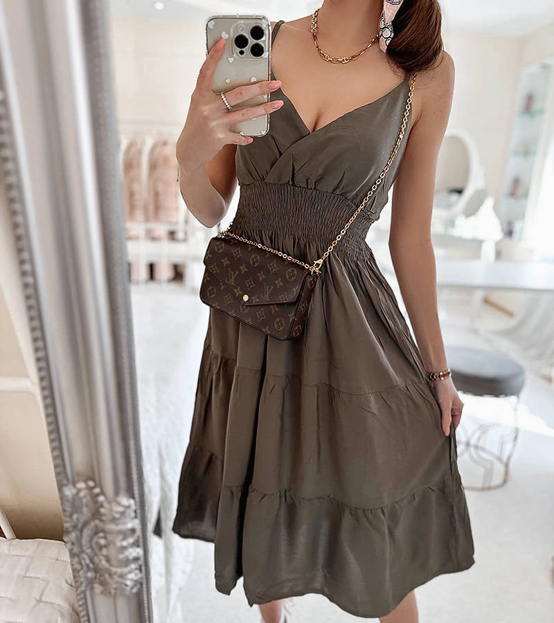 3-Zelené rozevláté šaty od Yvon-3