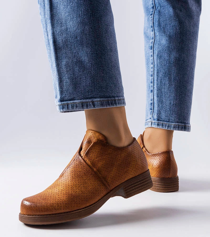 2-Hnědé nazouvací ažurové polobotky Seymour-2