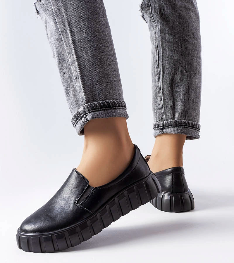 2-Černé polobotky Igreja slip-on-2