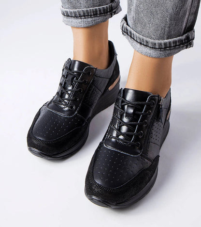 2-Černé ažurové kožené polobotky Jazzar-2