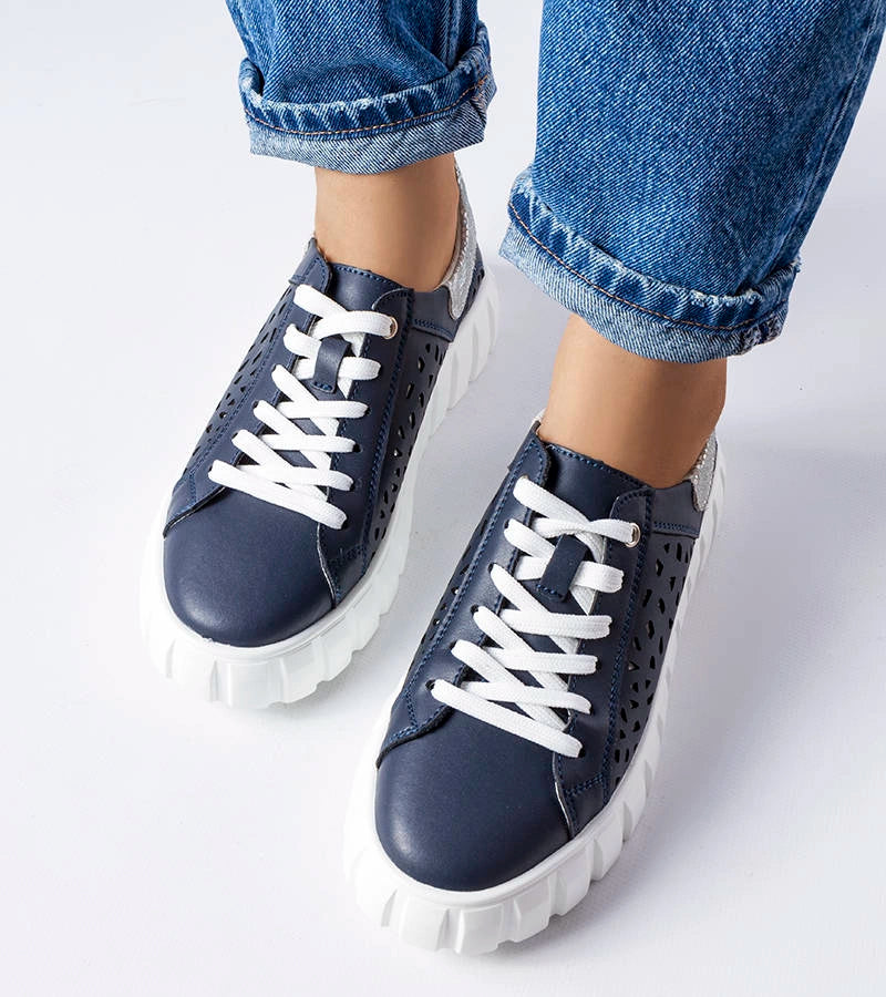 3-Námořnicky modré tenisky s vložkami Patch-3