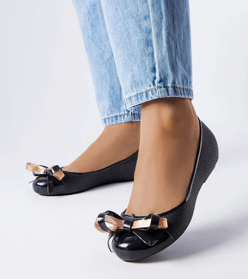 1-Černé baleríny zdobené mašlí Harlingen-1