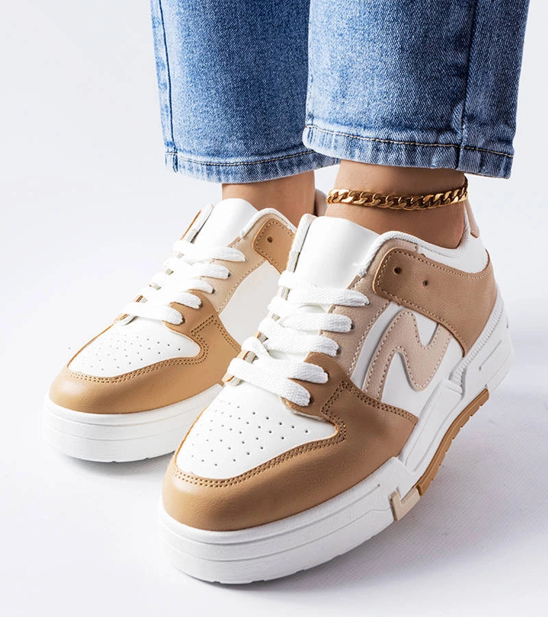 3-Hnědé boty na silnější podrážce Harter-3