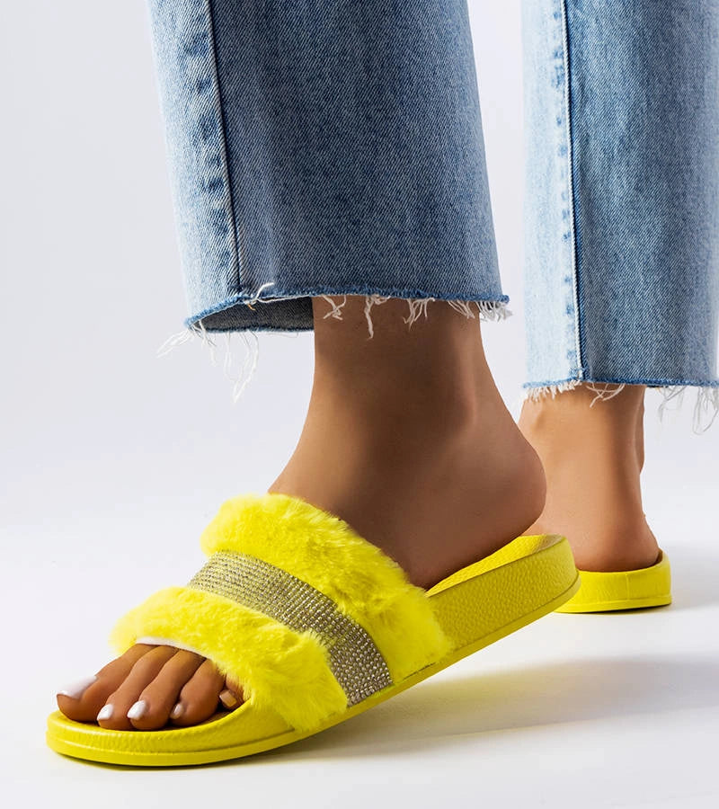 2-Žluté kožešinové žabky se zirkony Carrito-2