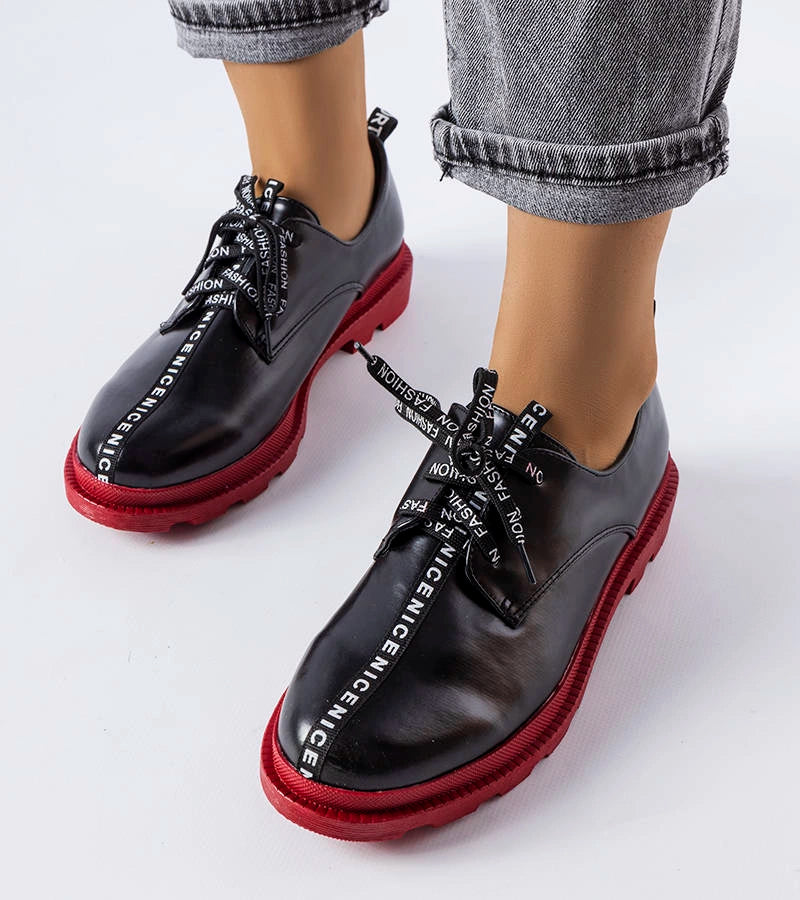 1-Černé polobotky s kontrastní podrážkou Hanifan-1