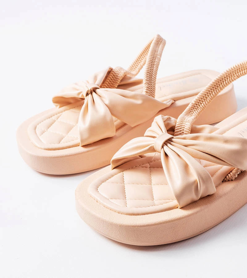 3-Béžové sandály na platformě Montagna-3