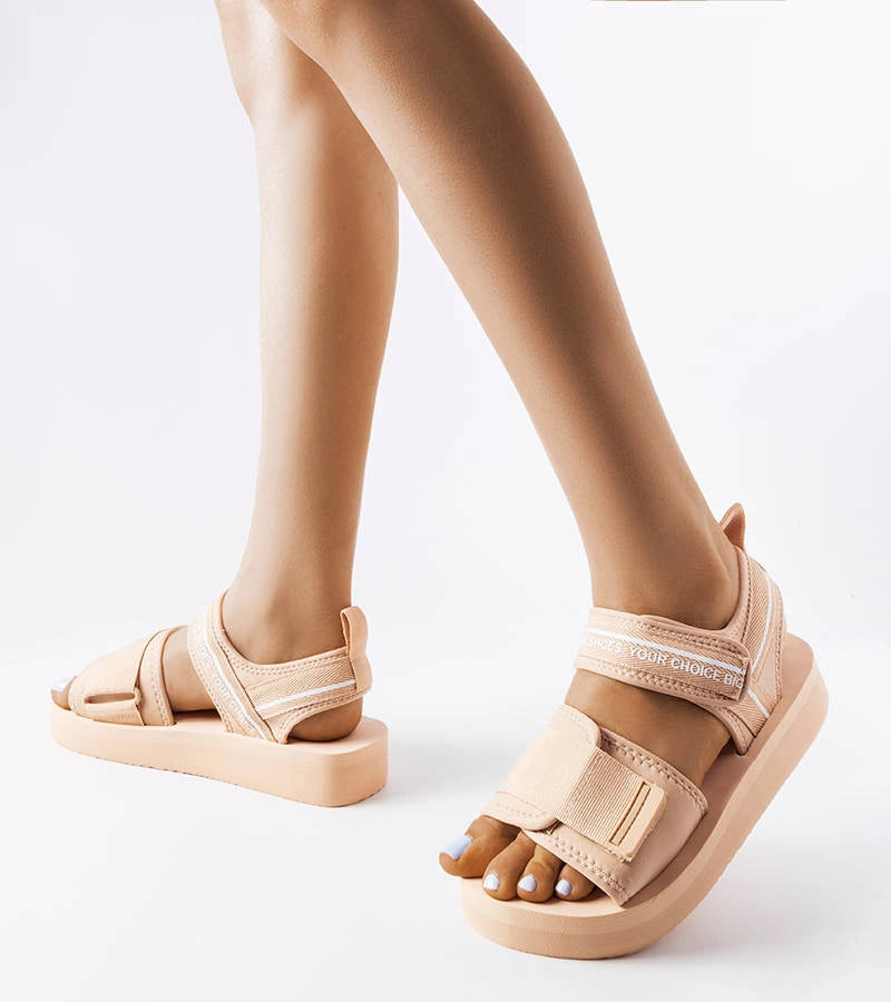 2-Béžové pěnové sandály Big Star LL274787-2