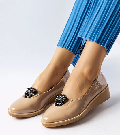 1-Béžové lakované baleríny se zdobením Mellori-1