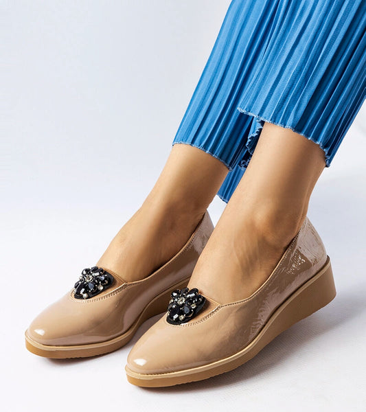 1-Béžové lakované baleríny se zdobením Mellori-1