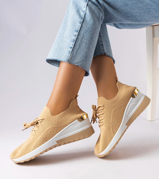 1-Béžové tenisky Alberica na podpatcích-1