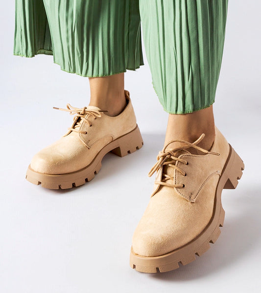 1-Bežové polobotky na masivní podrážce Coleman-1