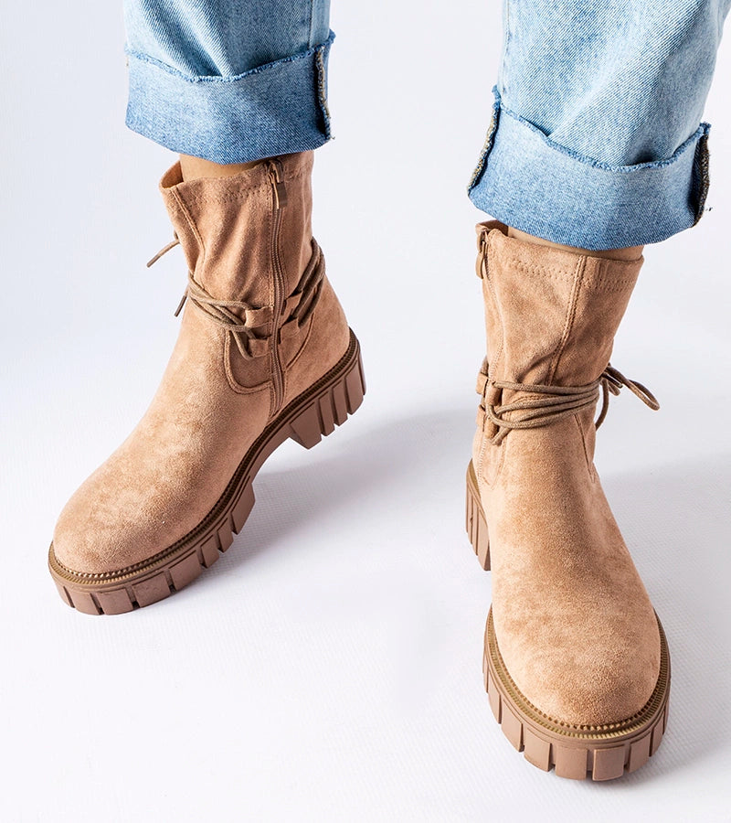 2-Bežové kotníčkové boty s vázáním Averardo-2