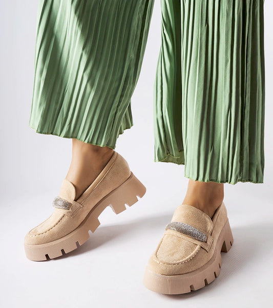 1-Bežové mokasíny na masivní podrážce Macario-1