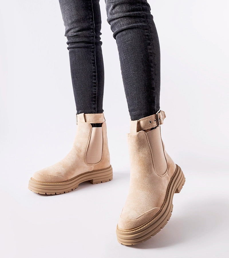 1-Bežové kotníčkové boty s ozdobným zapínáním Abela-1