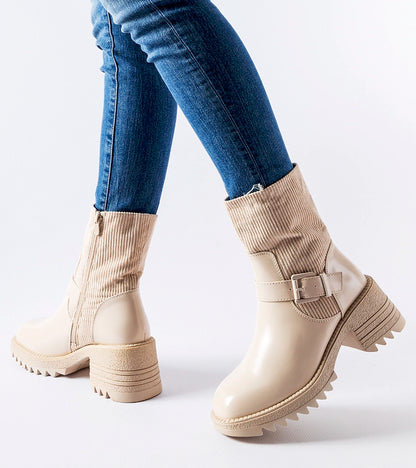 4-Bežové kotníčkové boty na masivním sloupku Castelvetrano-4