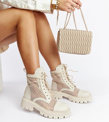 1-Bežové průsvitné trapery Waldeck-1