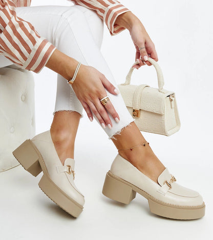 1-Bežové polobotky na podpatku z ekokože Vinceza-1