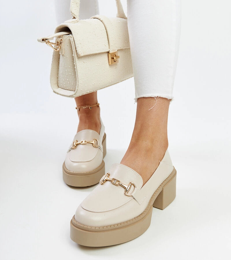 2-Bežové polobotky na podpatku z ekokože Vinceza-2