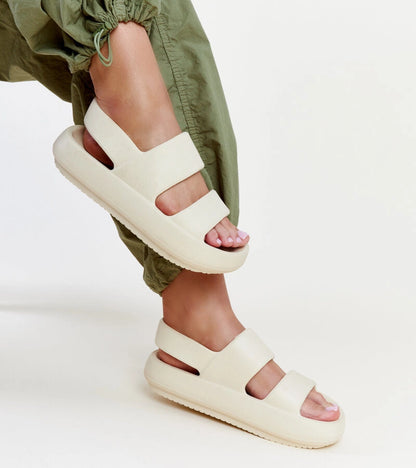 3-Bežové sandály Attiana-3