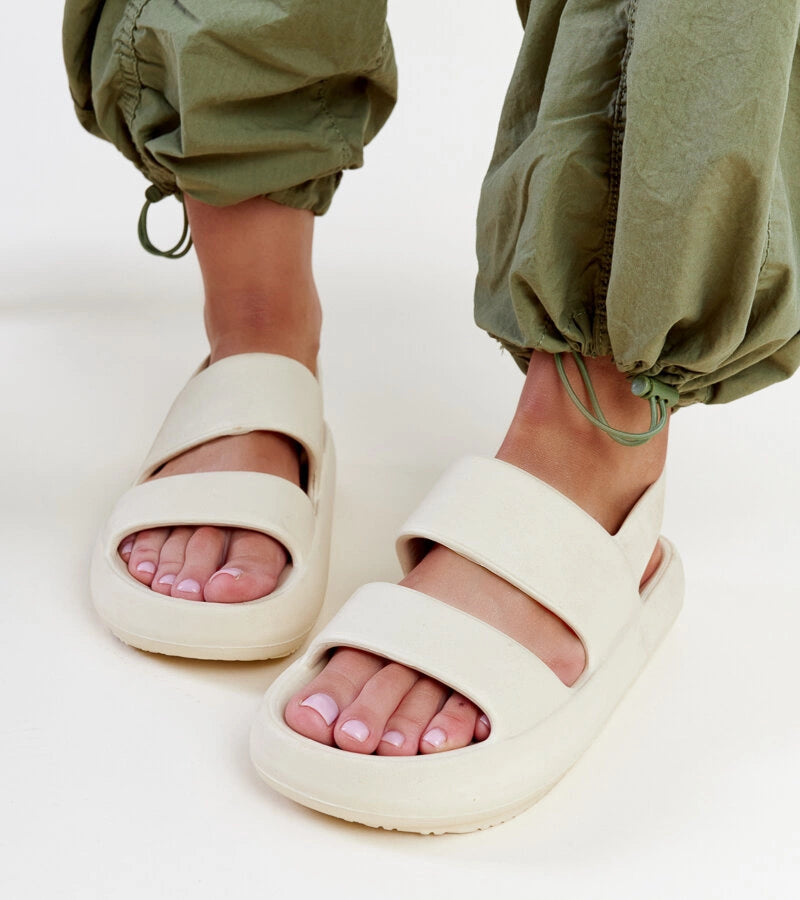 4-Bežové sandály Attiana-4